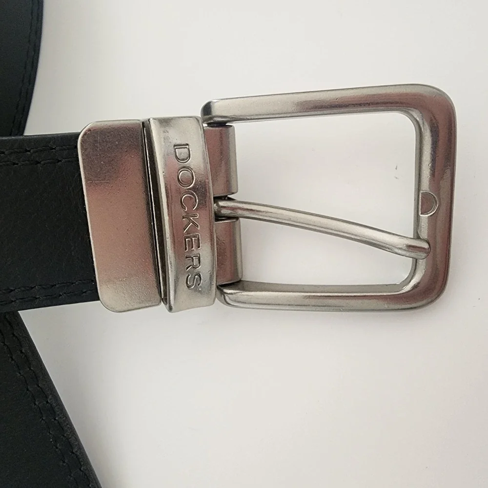 Dockers black‎ leather belt silver tone buckle XL 42 - 44